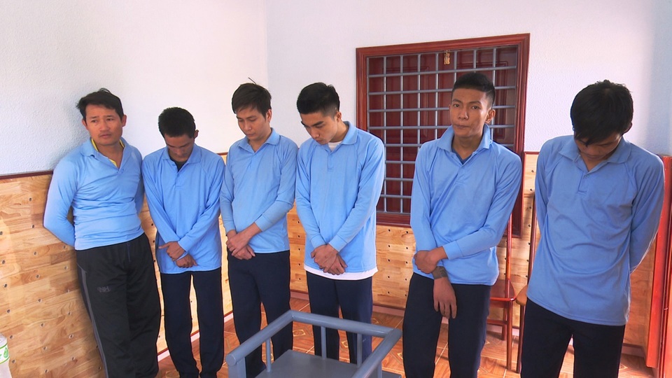Khởi tố phó phòng Ban Tuyên giáo tỉnh ủy Đắk Lắk tham gia đánh bạc - 1 Khởi tố phó phòng Ban Tuyên giáo tỉnh ủy Đắk Lắk tham gia đánh bạc - 1