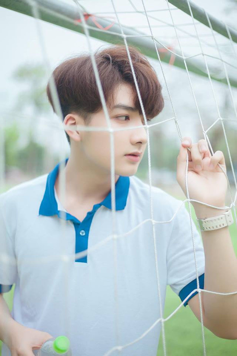 Nam sinh 17 tuổi sở hữu góc nghiêng “cực phẩm” - 3