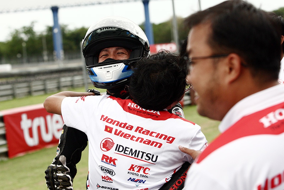 Cao Việt Nam giành hạng nhì tại Honda Thailand Talent Cup 2019 - 6 Cao Việt Nam giành hạng nhì tại Honda Thailand Talent Cup 2019 - 6