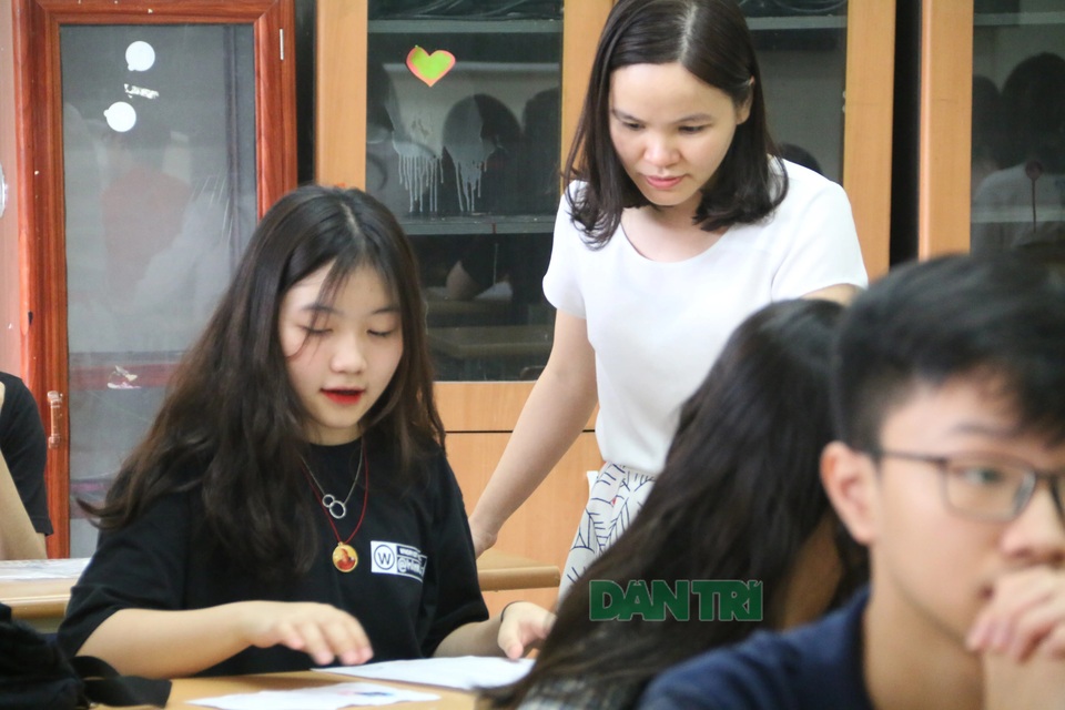 Tuyển sinh lớp 10 Hà Nội: Có 17 thí sinh trúng 5 nguyện vọng vào THPT công lập - 2 Tuyển sinh lớp 10 Hà Nội: Có 17 thí sinh trúng 5 nguyện vọng vào THPT công lập - 2