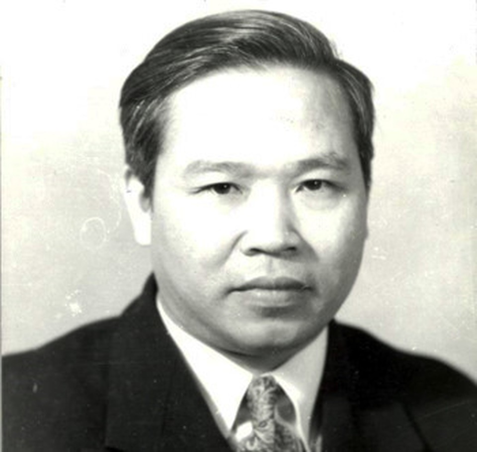 Nhà thơ Huy Cận với trường Quốc học Huế - 1 Nhà thơ Huy Cận với trường Quốc học Huế - 1