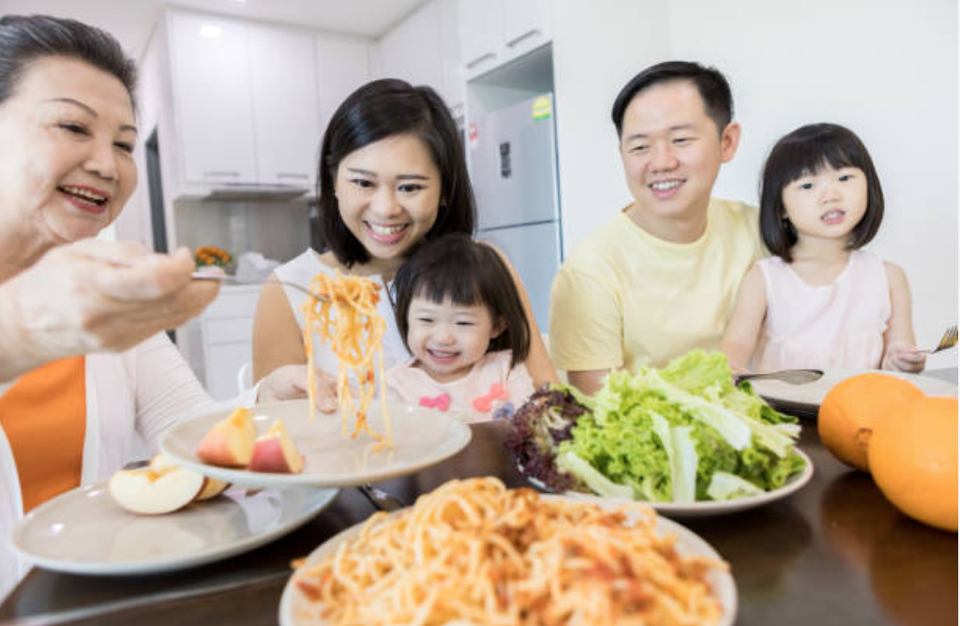 Phụ nữ và nỗi lo “sống chung với mẹ chồng” - 1 Phụ nữ và nỗi lo “sống chung với mẹ chồng” - 1