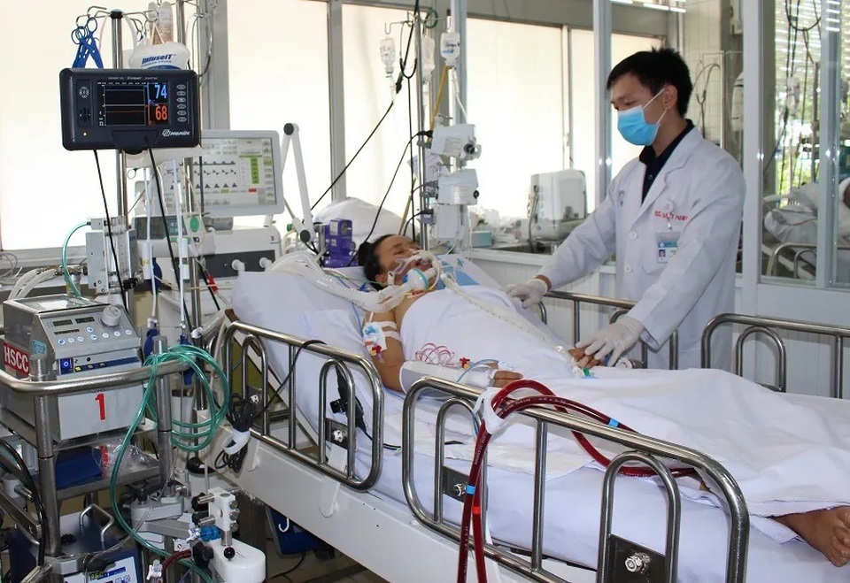 Mất hơn nửa tỷ đồng vì chủ quan với tình trạng sốt - 1 Mất hơn nửa tỷ đồng vì chủ quan với tình trạng sốt - 1