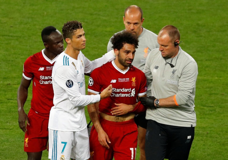 Liverpool vô địch Champions League: Vinh quang nào chẳng có nước mắt - 2 Liverpool vô địch Champions League: Vinh quang nào chẳng có nước mắt - 2