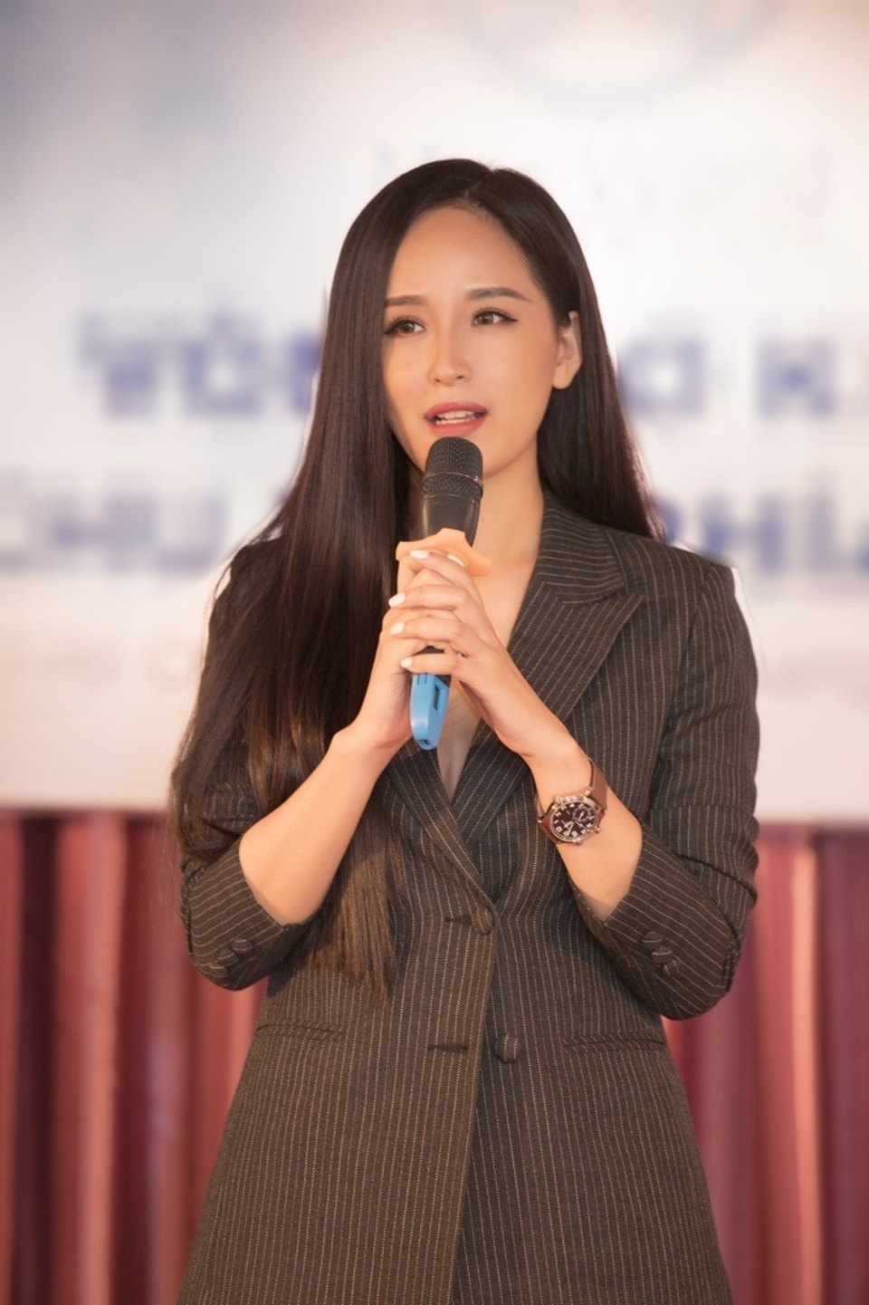 Sự trùng hợp bất ngờ giữa Hoa hậu Mai Phương Thuý, Tiểu Vy - 6 Sự trùng hợp bất ngờ giữa Hoa hậu Mai Phương Thuý, Tiểu Vy - 6
