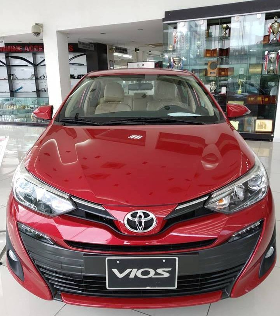 Ô tô Việt đại hạ giá, thời điểm lý tưởng xuống tiền rước xế - 1 Ô tô Việt đại hạ giá, thời điểm lý tưởng xuống tiền rước xế - 1