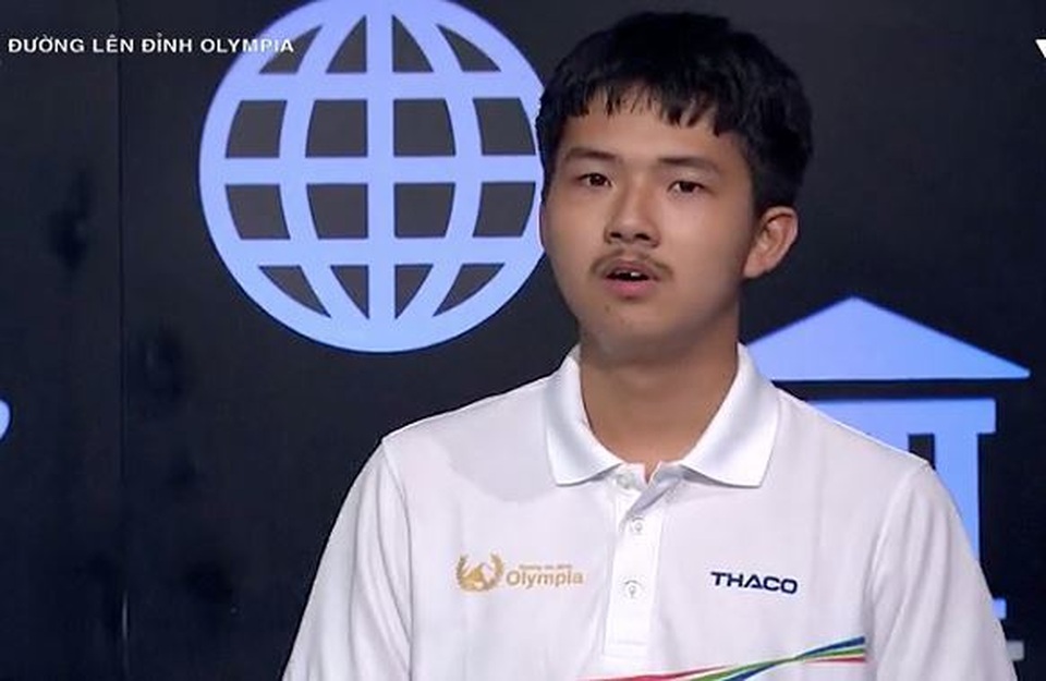 Nam sinh chuyên Nguyễn Huệ lội ngược dòng, giành vé thi Quý Olympia - 1 Nam sinh chuyên Nguyễn Huệ lội ngược dòng, giành vé thi Quý Olympia - 1