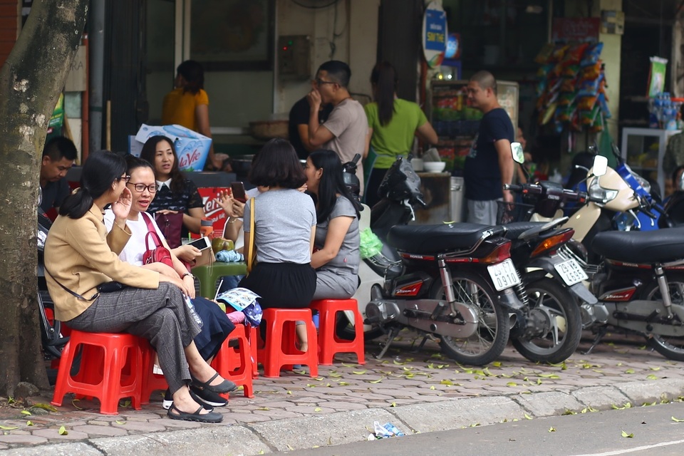Hà Nội: Ngày Chủ nhật nín thở của phụ huynh có con thi vào lớp 10 - 11 Hà Nội: Ngày Chủ nhật nín thở của phụ huynh có con thi vào lớp 10 - 11