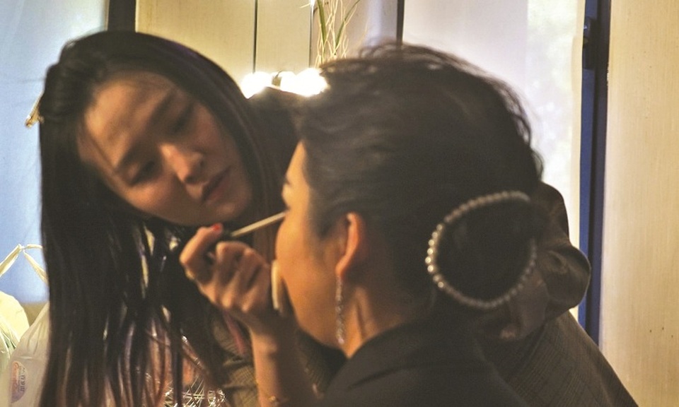 Thiếu công nhân lành nghề trên phim trường - 1 Thiếu công nhân lành nghề trên phim trường - 1