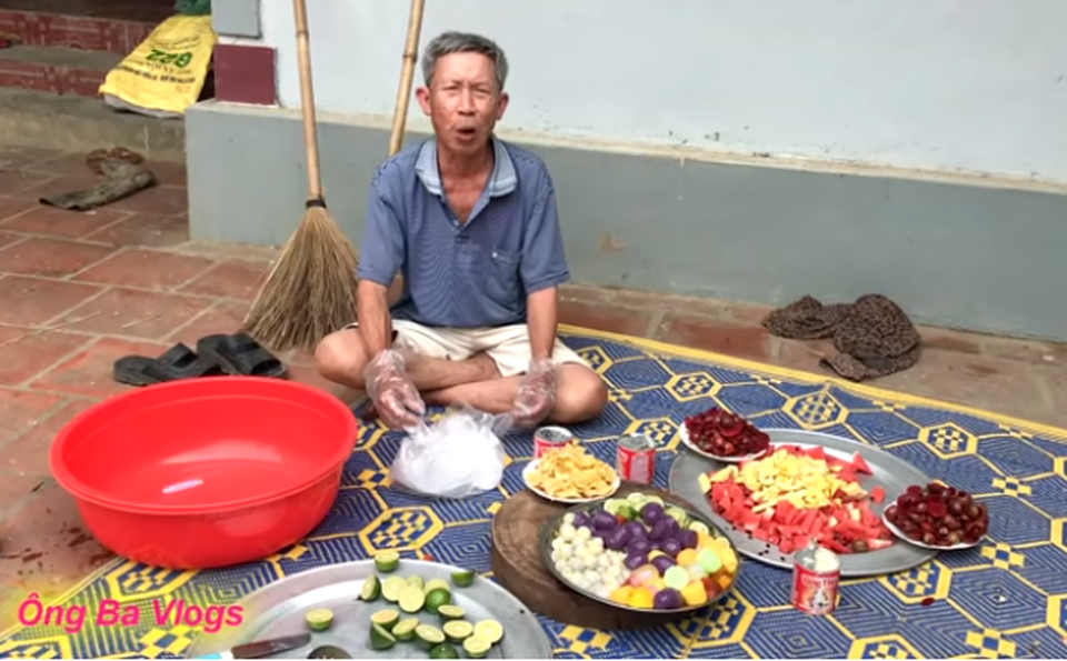 Ăn theo bà Tân, kênh YouTube ông già, bà già mọc lên như nấm - 5 Ăn theo bà Tân, kênh YouTube ông già, bà già mọc lên như nấm - 5