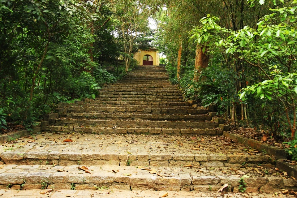 Vãn cảnh chùa Thánh Duyên, núi Túy Vân, ngắm cảnh hoàng hôn trên đầm Cầu Hai - 10 Vãn cảnh chùa Thánh Duyên, núi Túy Vân, ngắm cảnh hoàng hôn trên đầm Cầu Hai - 10