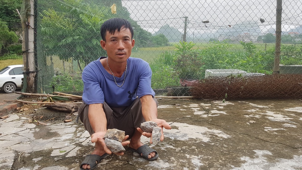 “Tử thần” treo lơ lửng trên đầu hơn 200 hộ dân - 8 “Tử thần” treo lơ lửng trên đầu hơn 200 hộ dân - 8