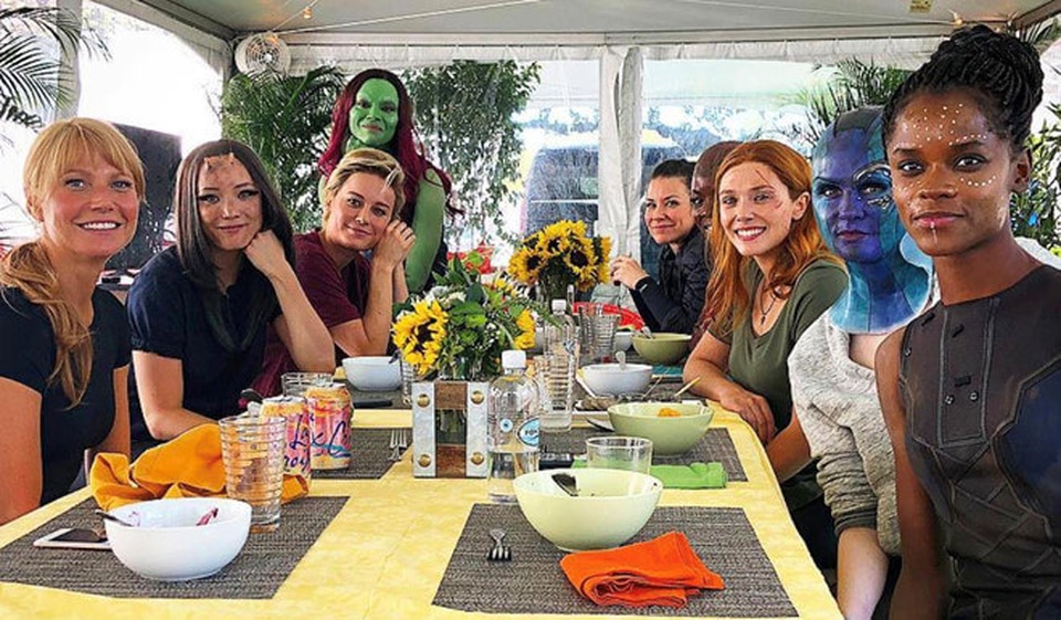 Những hình ảnh phim trường “đơn sơ” đến khó tin của bom tấn “Avengers: Endgame” khiến dân mạng thích thú - 11 Những hình ảnh phim trường “đơn sơ” đến khó tin của bom tấn “Avengers: Endgame” khiến dân mạng thích thú - 11
