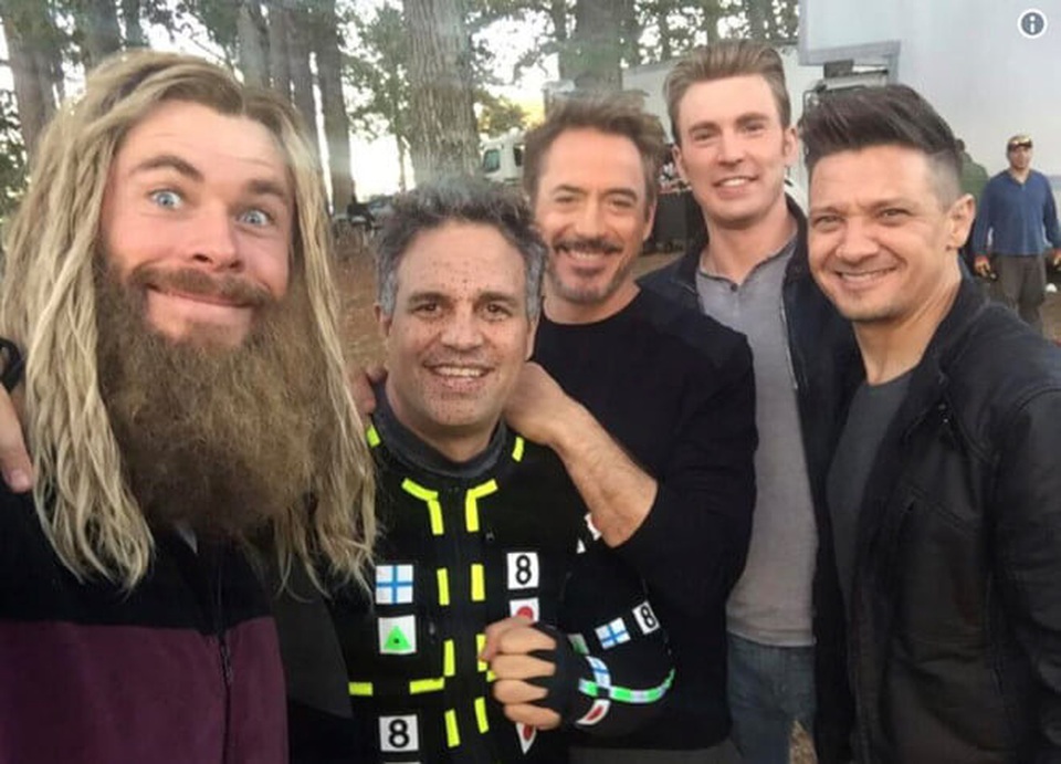 Những hình ảnh phim trường “đơn sơ” đến khó tin của bom tấn “Avengers: Endgame” khiến dân mạng thích thú - 10 Những hình ảnh phim trường “đơn sơ” đến khó tin của bom tấn “Avengers: Endgame” khiến dân mạng thích thú - 10