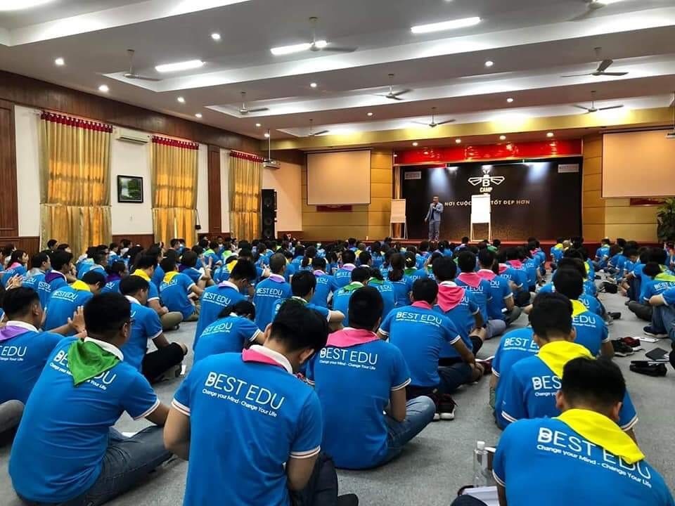 Thị trường bảo hiểm nhân thọ ở Việt Nam kỳ vọng với những “tay ngang” biết vận dụng công nghệ 4.0 - 1 Thị trường bảo hiểm nhân thọ ở Việt Nam kỳ vọng với những “tay ngang” biết vận dụng công nghệ 4.0 - 1