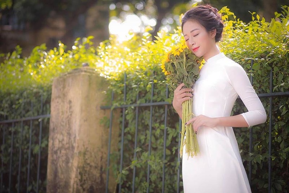 Hai người yêu tin đồn xinh đẹp của cầu thủ sở hữu triệu lượt theo dõi trên facebook - 10 Hai người yêu tin đồn xinh đẹp của cầu thủ sở hữu triệu lượt theo dõi trên facebook - 10