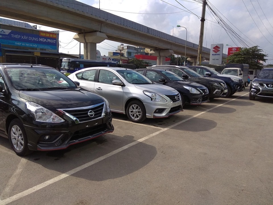 Giá ô tô liên tục giảm sâu, dân Việt vẫn chê cao ngất ngưởng - 2 Giá ô tô liên tục giảm sâu, dân Việt vẫn chê cao ngất ngưởng - 2