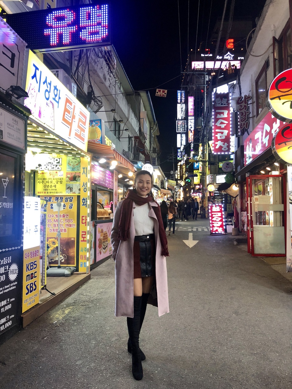 Á hậu Hoàng Oanh xì tin du ngoạn Hàn Quốc cùng siêu mẫu Thanh Hằng - 7 Á hậu Hoàng Oanh xì tin du ngoạn Hàn Quốc cùng siêu mẫu Thanh Hằng - 7