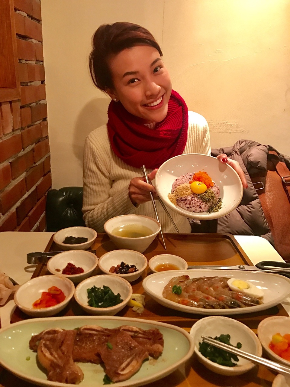 Á hậu Hoàng Oanh xì tin du ngoạn Hàn Quốc cùng siêu mẫu Thanh Hằng - 25 Á hậu Hoàng Oanh xì tin du ngoạn Hàn Quốc cùng siêu mẫu Thanh Hằng - 25