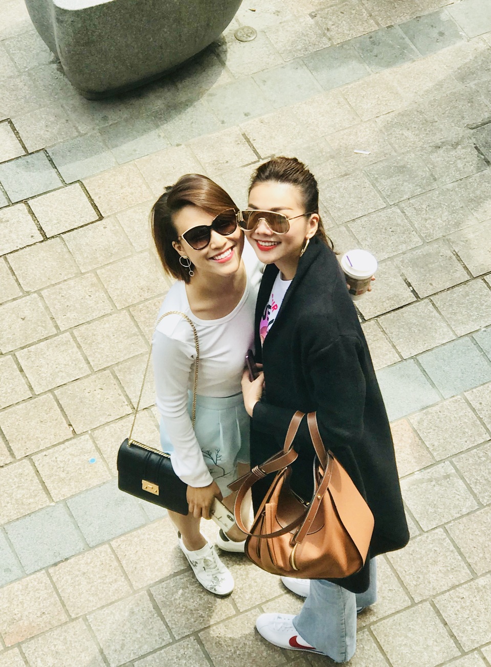 Á hậu Hoàng Oanh xì tin du ngoạn Hàn Quốc cùng siêu mẫu Thanh Hằng - 20 Á hậu Hoàng Oanh xì tin du ngoạn Hàn Quốc cùng siêu mẫu Thanh Hằng - 20