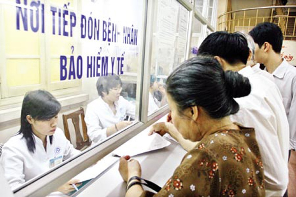 Nhiều vướng mắc trong thực hiện quy định về BHYT - 1 Nhiều vướng mắc trong thực hiện quy định về BHYT - 1