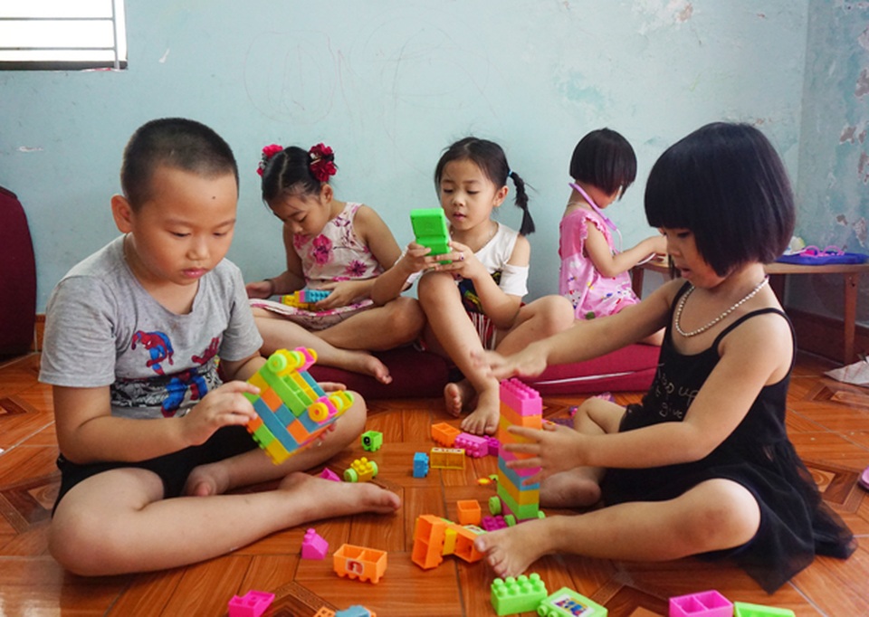 Con nhỏ nghỉ hè, bố mẹ “lao đao” tìm chỗ gửi - 1 Con nhỏ nghỉ hè, bố mẹ “lao đao” tìm chỗ gửi - 1