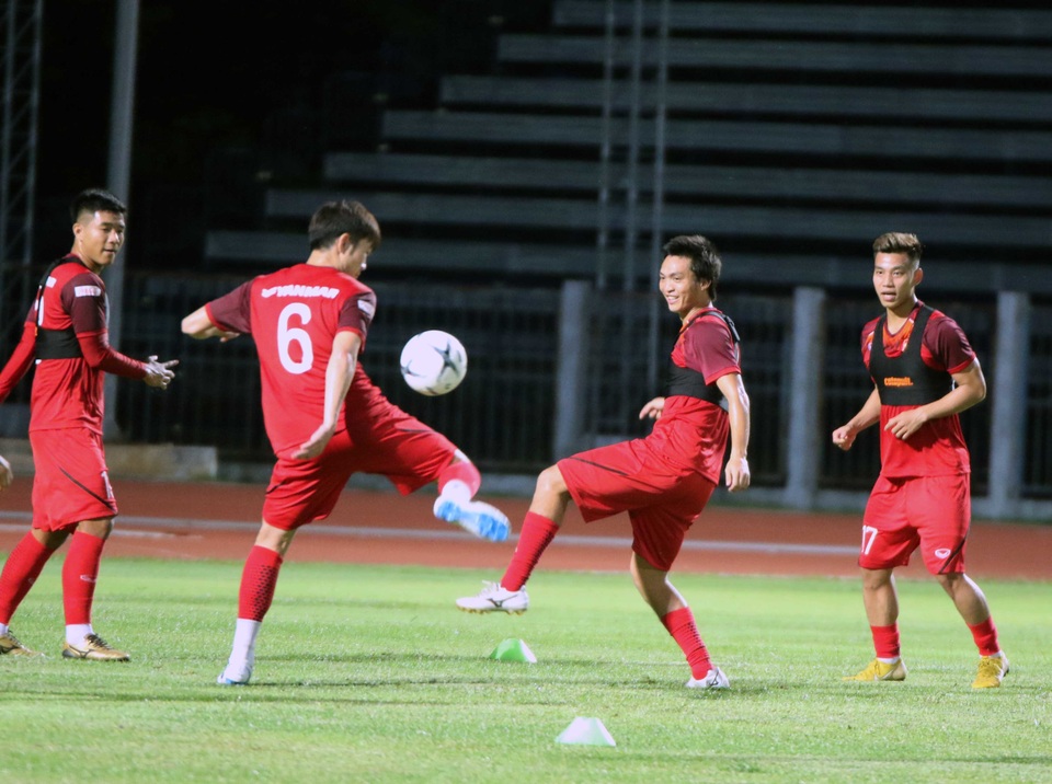 Thái Lan 0-1 Việt Nam: Bàn thắng phút bù giờ của Anh Đức - 35 Thái Lan 0-1 Việt Nam: Bàn thắng phút bù giờ của Anh Đức - 35