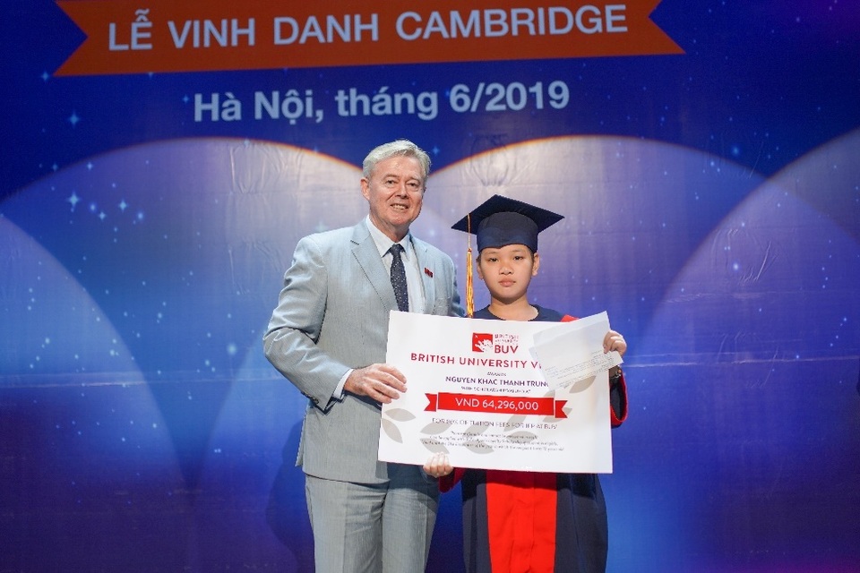 Vinh danh học viên đạt chứng chỉ Cambridge Apollo English khẳng định chất lượng đào tạo vượt trội - 4 Vinh danh học viên đạt chứng chỉ Cambridge Apollo English khẳng định chất lượng đào tạo vượt trội - 4