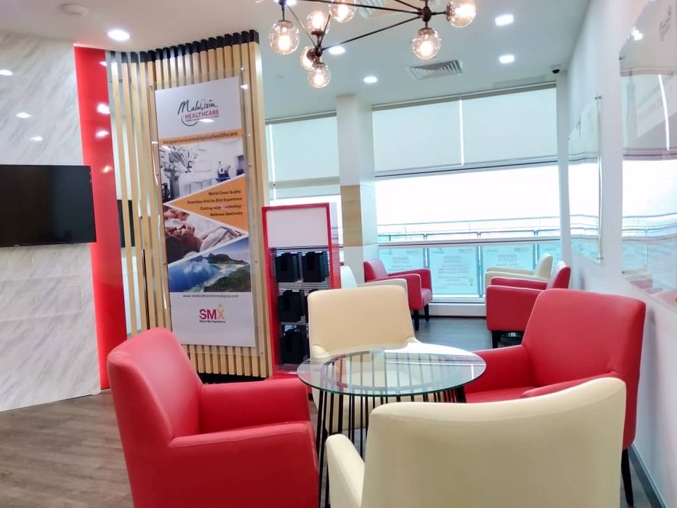Không đơn thuần là Chữa bệnh – Cứu người - 3 Không đơn thuần là Chữa bệnh – Cứu người - 3