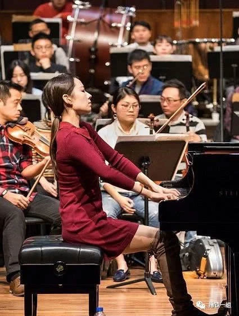 Nhan sắc cực phẩm của vợ “thiên tài piano” Trung Quốc - 18 Nhan sắc cực phẩm của vợ “thiên tài piano” Trung Quốc - 18