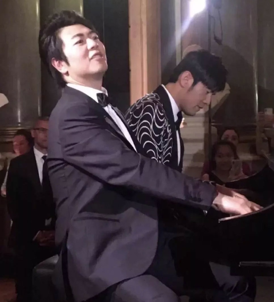 Nhan sắc cực phẩm của vợ “thiên tài piano” Trung Quốc - 13 Nhan sắc cực phẩm của vợ “thiên tài piano” Trung Quốc - 13