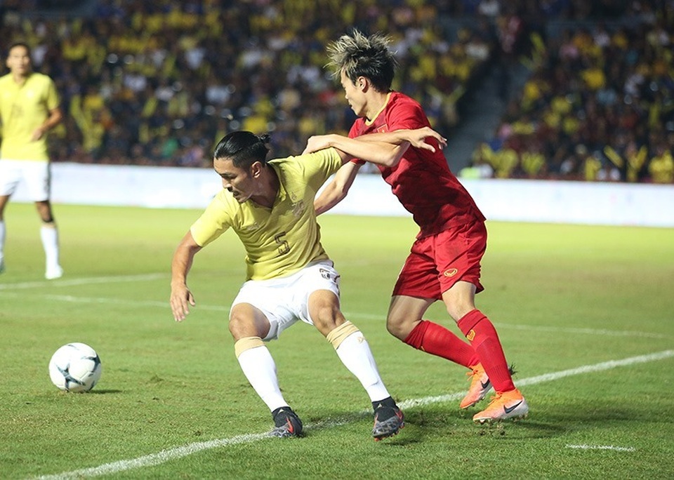 Thái Lan 0-1 Việt Nam: Bàn thắng phút bù giờ của Anh Đức - 13 Thái Lan 0-1 Việt Nam: Bàn thắng phút bù giờ của Anh Đức - 13