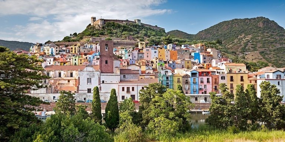 Những ngôi nhà với giá chỉ 1 Euro ở thị trấn tuyệt đẹp Sicily, Ý - 2 Những ngôi nhà với giá chỉ 1 Euro ở thị trấn tuyệt đẹp Sicily, Ý - 2