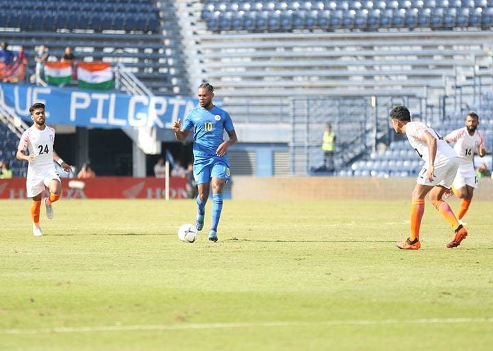 Đội tuyển Curacao 3-1 Ấn Độ: Chiến thắng dễ dàng - 13 Đội tuyển Curacao 3-1 Ấn Độ: Chiến thắng dễ dàng - 13