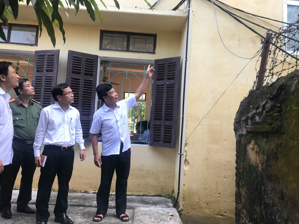 Bộ trưởng Phùng Xuân Nhạ: Rà soát danh sách cán bộ coi thi THPT quốc gia 2019 - 1 Bộ trưởng Phùng Xuân Nhạ: Rà soát danh sách cán bộ coi thi THPT quốc gia 2019 - 1