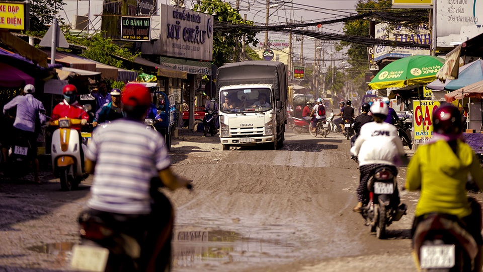 Dân công Hỏa tuyến - con đường đau khổ tại TP.HCM! - 1 Dân công Hỏa tuyến - con đường đau khổ tại TP.HCM! - 1