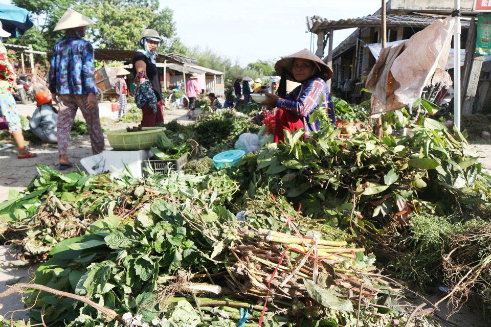 Chợ lá mùng 5 ở Hội An Chợ lá mùng 5 ở Hội An