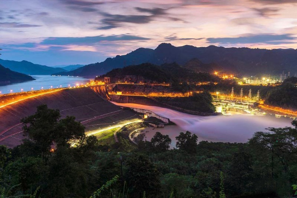 Thành phố Hòa Bình: Phát triển sản phẩm du lịch đặc thù - 4 Thành phố Hòa Bình: Phát triển sản phẩm du lịch đặc thù - 4