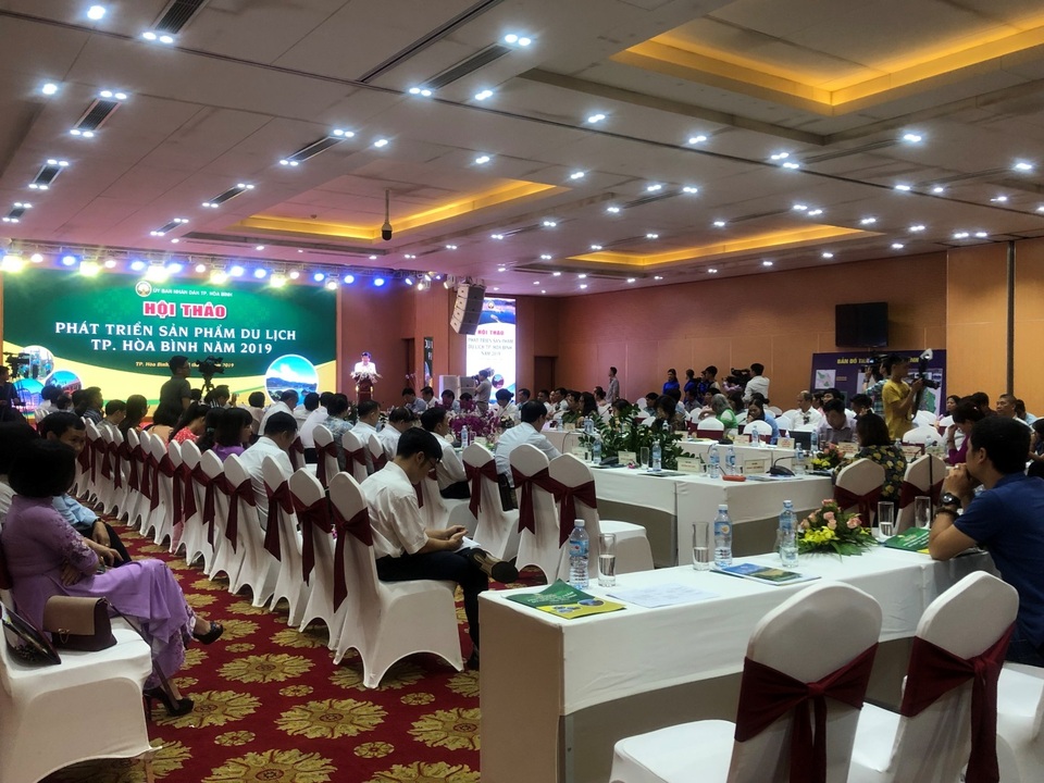 Thành phố Hòa Bình: Phát triển sản phẩm du lịch đặc thù - 5 Thành phố Hòa Bình: Phát triển sản phẩm du lịch đặc thù - 5