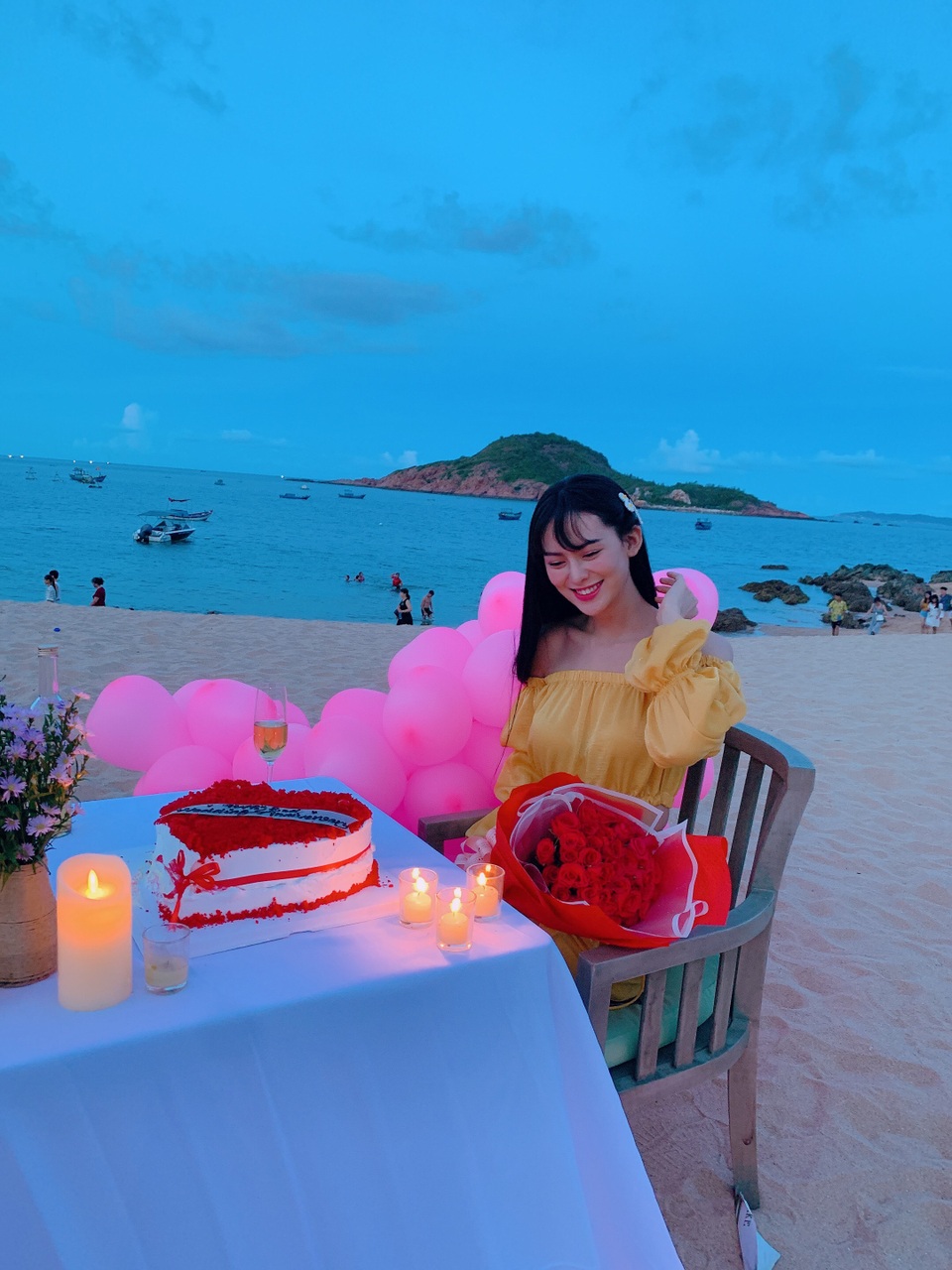 2 năm sau đám cưới chục tỷ, đại gia mía đường lại gây bất ngờ cho người đẹp - 6