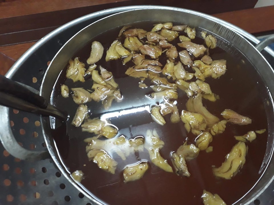 Sấu mất mùa mà ngày vẫn bán 2 tạ, thu về hơn 5 triệu đồng - 8 Sấu mất mùa mà ngày vẫn bán 2 tạ, thu về hơn 5 triệu đồng - 8