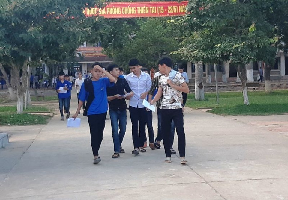 Nghệ An: Thí sinh đánh giá đề thi môn tổ hợp khó và dài - 1 Nghệ An: Thí sinh đánh giá đề thi môn tổ hợp khó và dài - 1