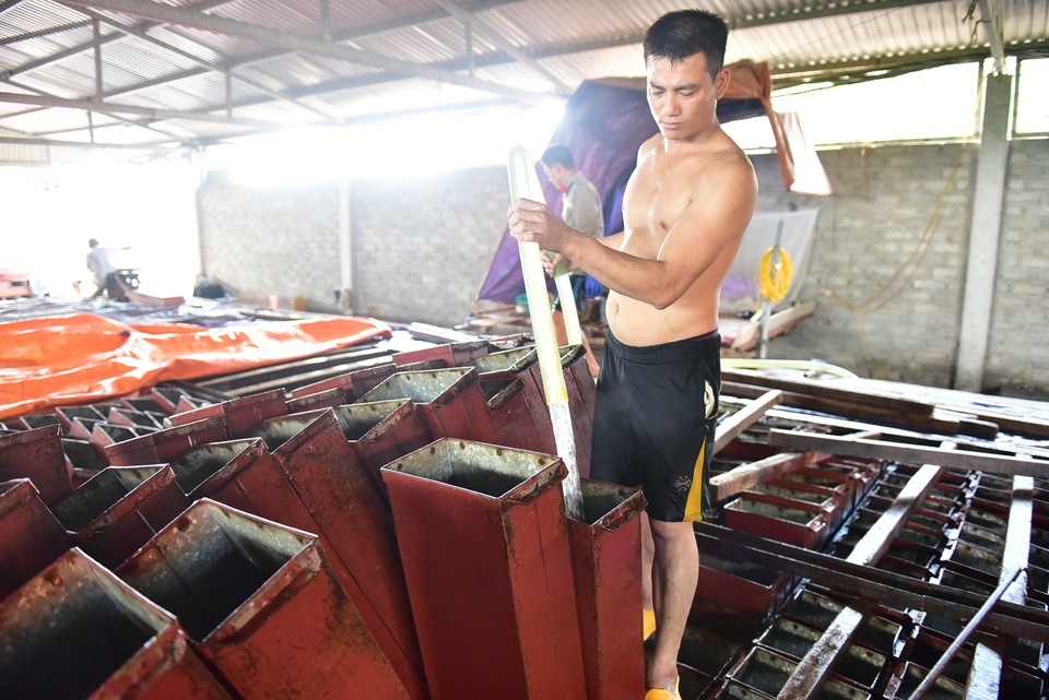 Bên trong xưởng đá lạnh khổng lồ ướp vải thiều Bắc Giang - 2