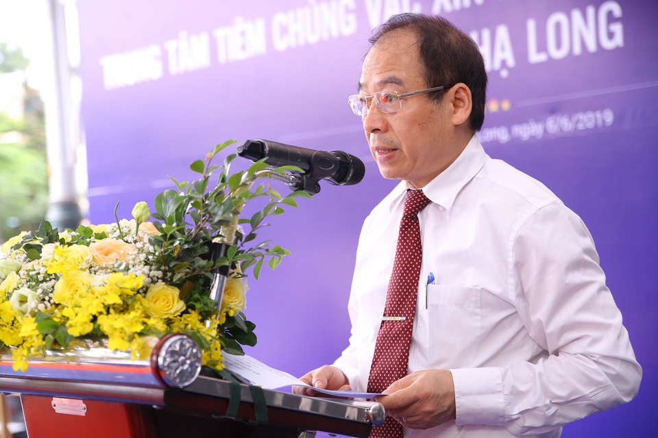 Cục trưởng Y tế dự phòng: Trăn trở khi người Việt phải sang Singapore tiêm vắc xin - 1 Cục trưởng Y tế dự phòng: Trăn trở khi người Việt phải sang Singapore tiêm vắc xin - 1