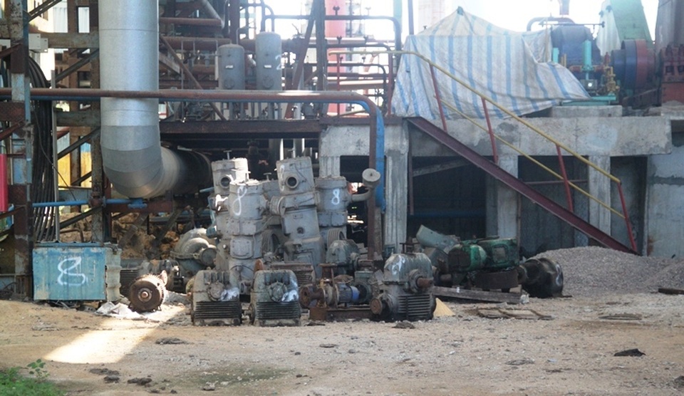 Vụ hơn 300 công nhân bị nợ lương: Hoang tàn nhà máy trăm tỷ chờ bán sắt vụn - 2 Vụ hơn 300 công nhân bị nợ lương: Hoang tàn nhà máy trăm tỷ chờ bán sắt vụn - 2