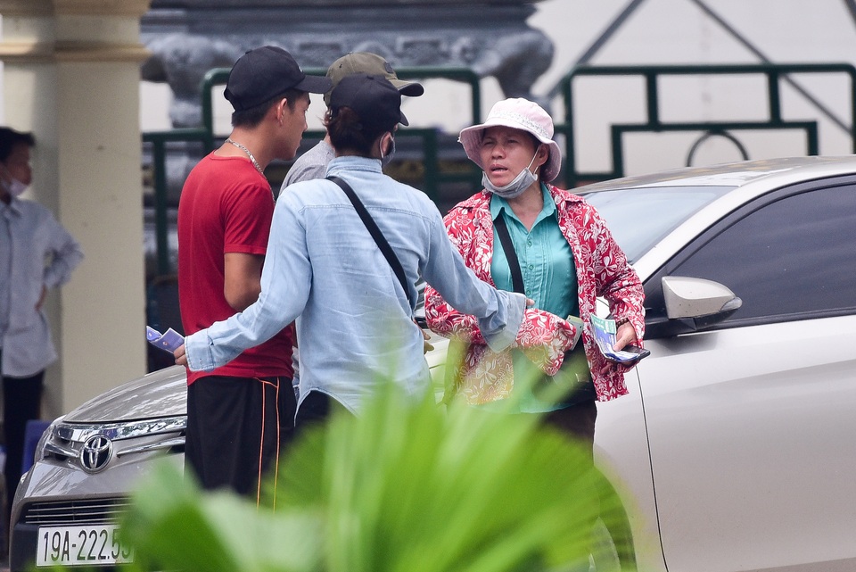 Trước trận U23 Việt Nam - Myanmar: Cò vé hét giá “khủng” - 12 Trước trận U23 Việt Nam - Myanmar: Cò vé hét giá “khủng” - 12
