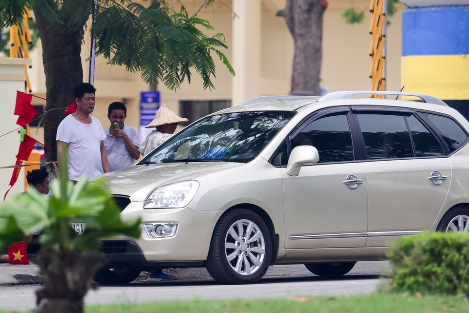 Trước trận U23 Việt Nam - Myanmar: Cò vé hét giá “khủng” - 6 Trước trận U23 Việt Nam - Myanmar: Cò vé hét giá “khủng” - 6