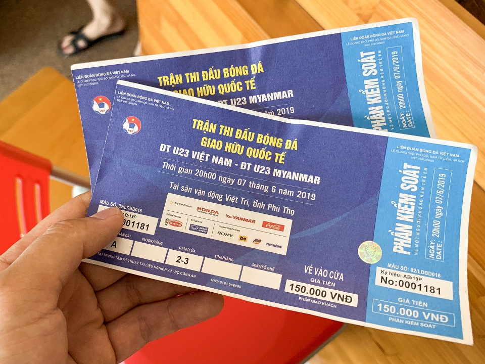 Trước trận U23 Việt Nam - Myanmar: Cò vé hét giá “khủng” - 5 Trước trận U23 Việt Nam - Myanmar: Cò vé hét giá “khủng” - 5