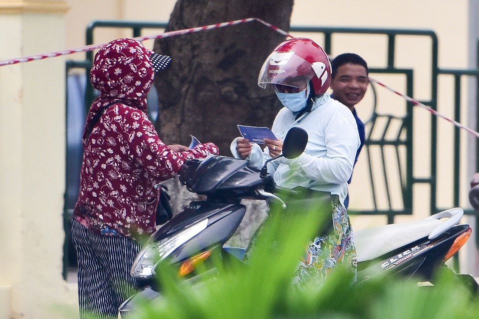 Trước trận U23 Việt Nam - Myanmar: Cò vé hét giá “khủng” - 7 Trước trận U23 Việt Nam - Myanmar: Cò vé hét giá “khủng” - 7