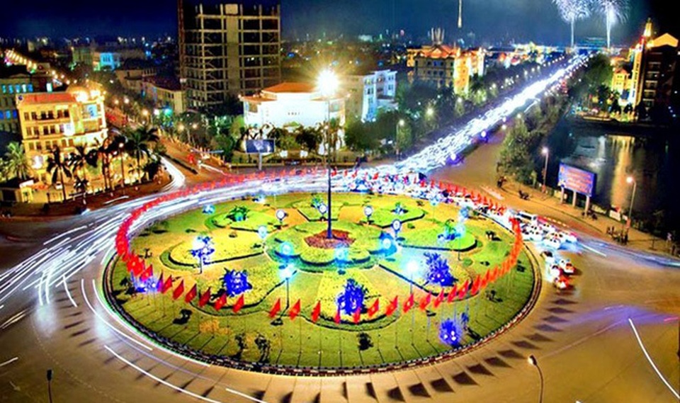 Bất động sản tỉnh lẻ nào chiếm “ngôi vương” trên thị trường đầu tư - 1